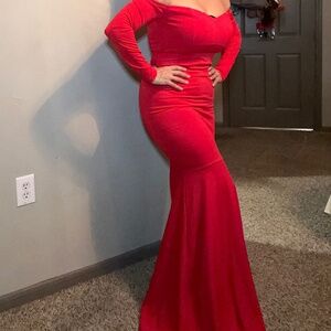 Miss Ord Floor length, long sleeve formal dress